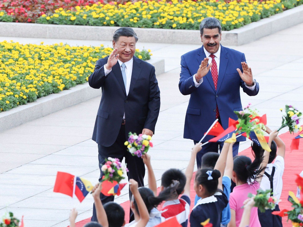 President Maduro with Chinese President Xi Jinping during his official visit to China. Photo: Xinhua/Ding Lin.